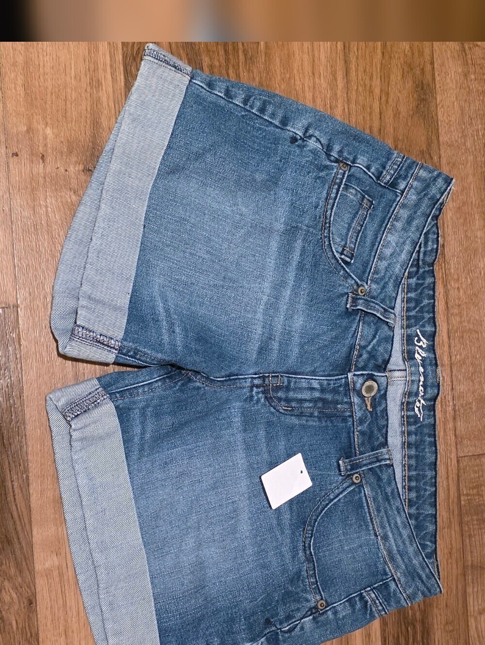 Blunotes Blue Denim Cuffed Women's Shorts